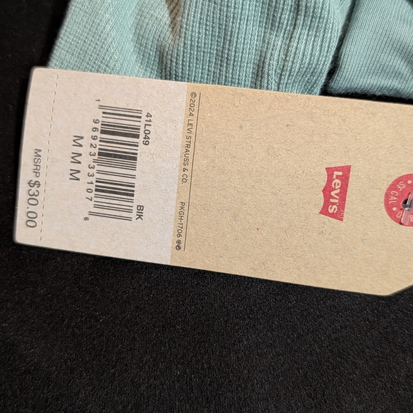 Levi's Girls Green White Logo Raglan  Long Sleeve T-Shirt Size M 10-12 - Picture 6 of 9